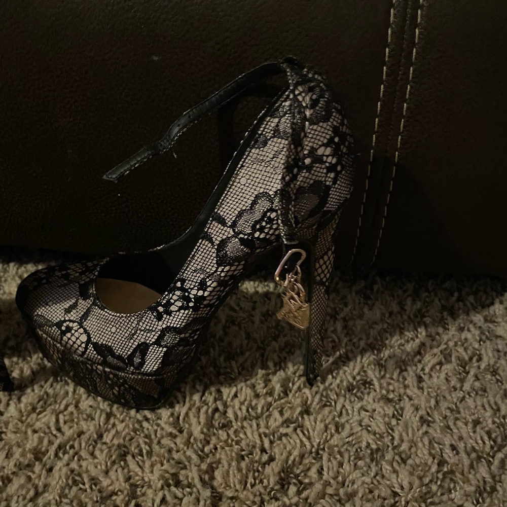 Black Mesh Heeled Shoes